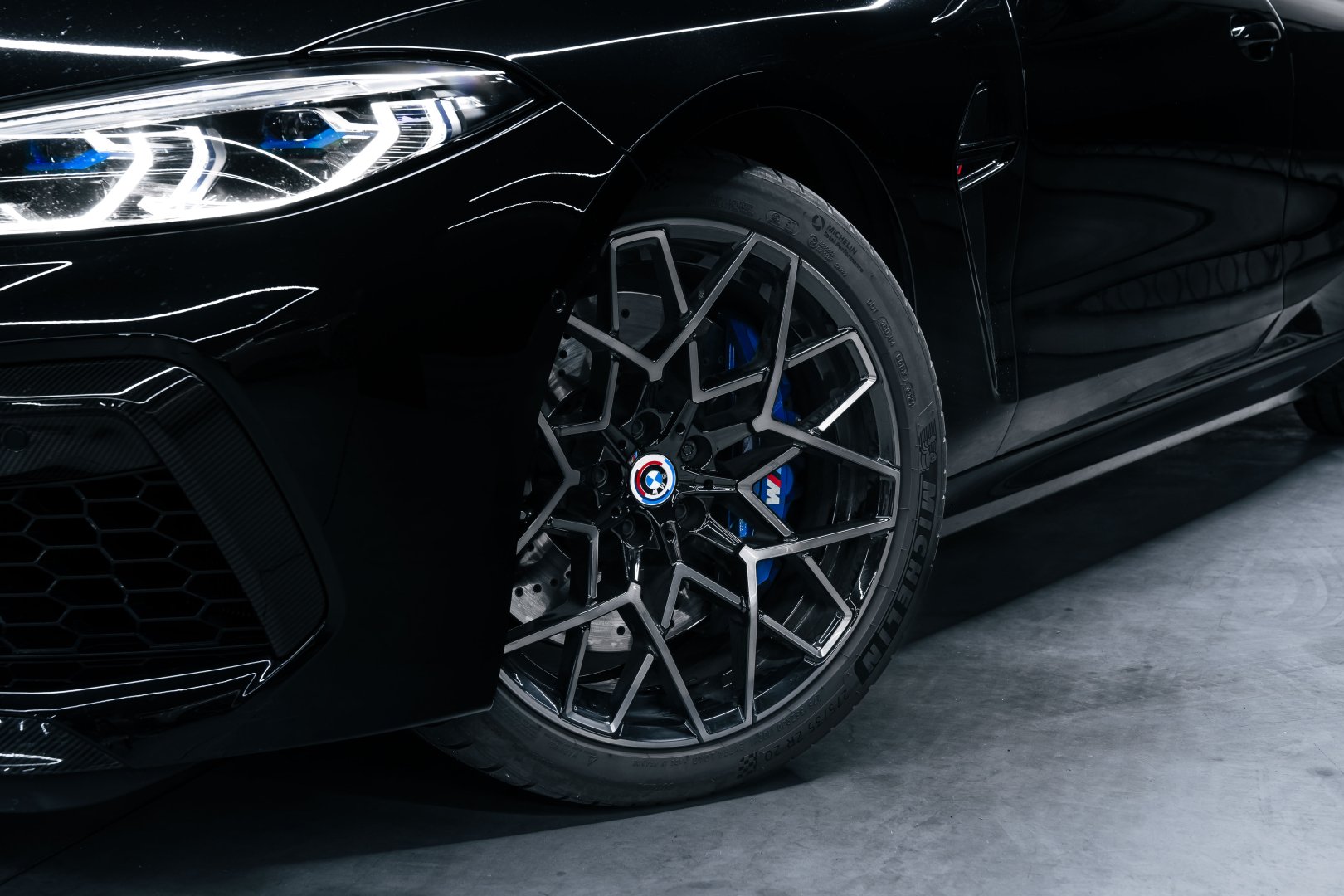 BMW M8 Competition Gran Coupe Individual