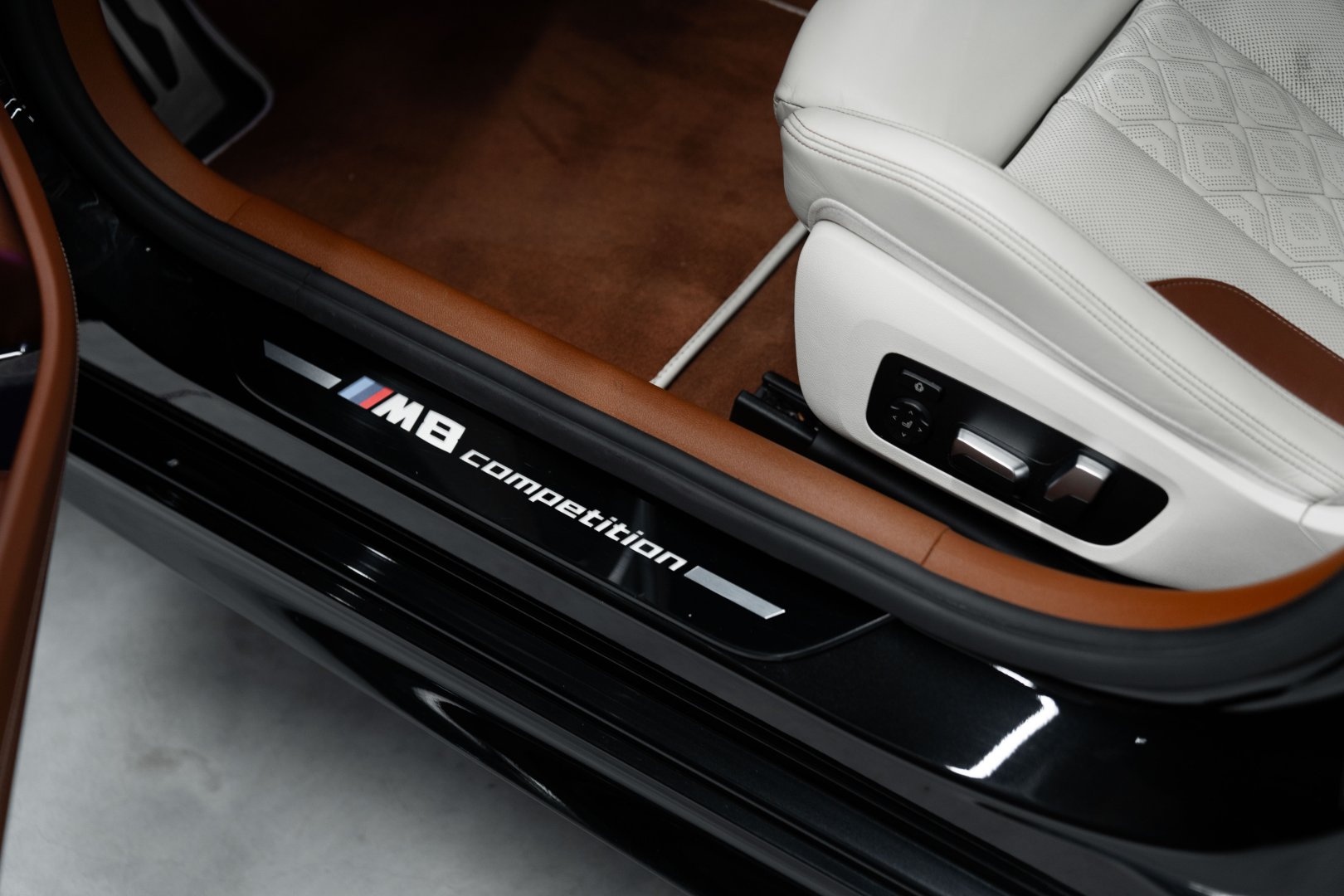BMW M8 Competition Gran Coupe Individual