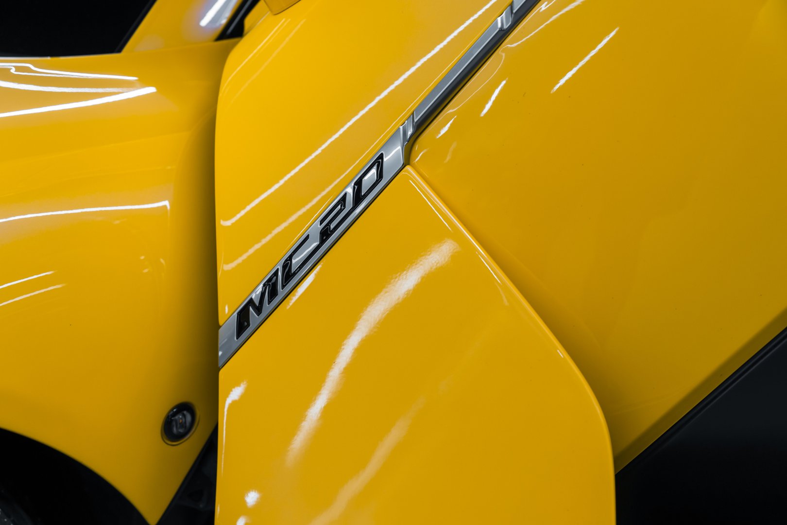 Maserati MC20