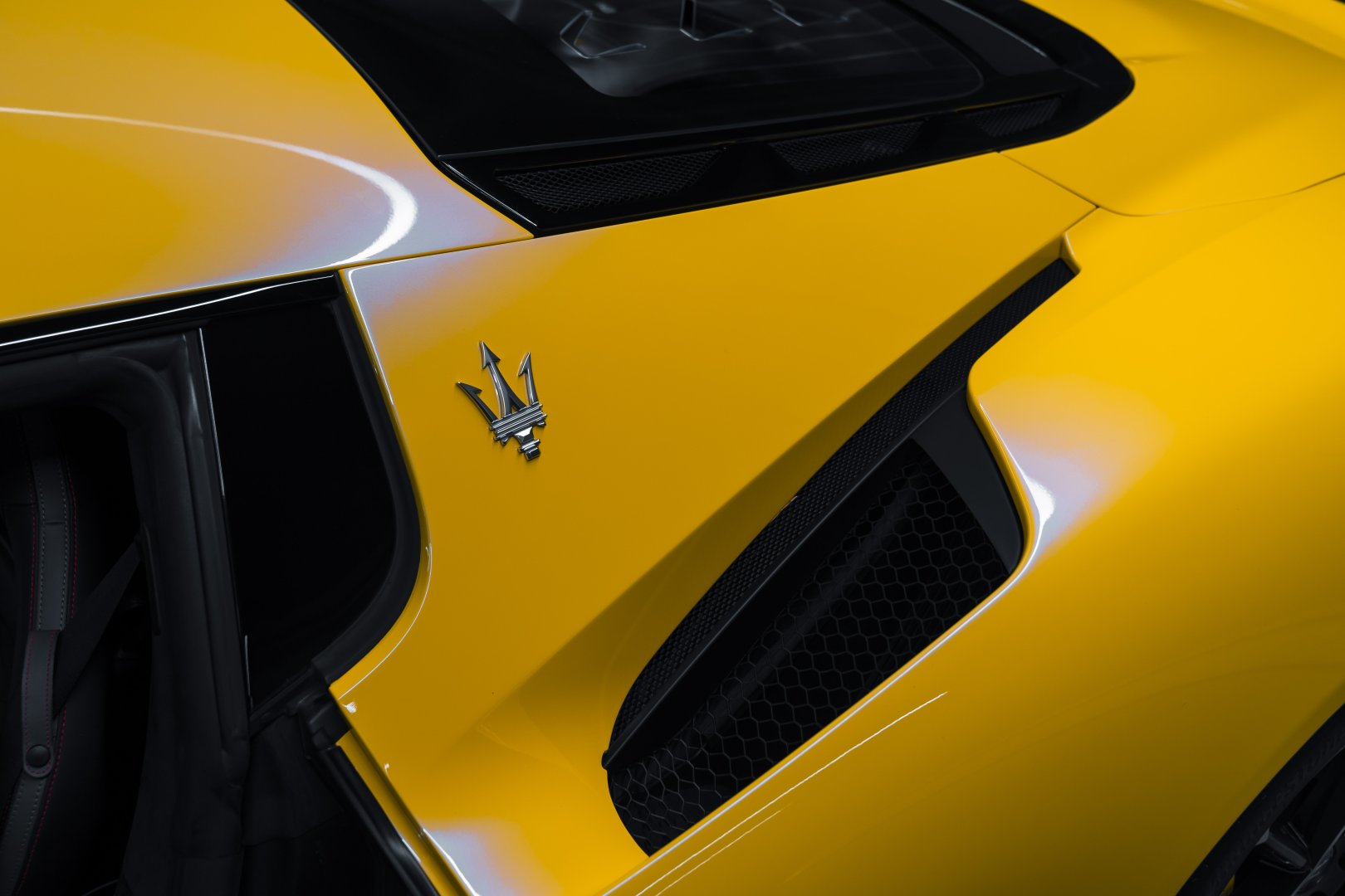 Maserati MC20