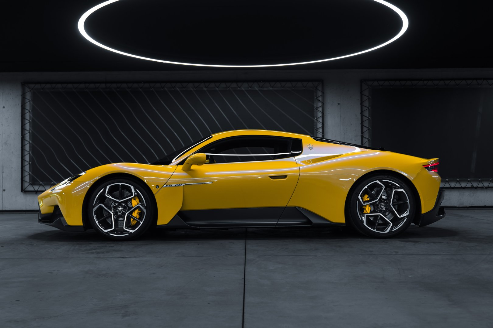 Maserati MC20
