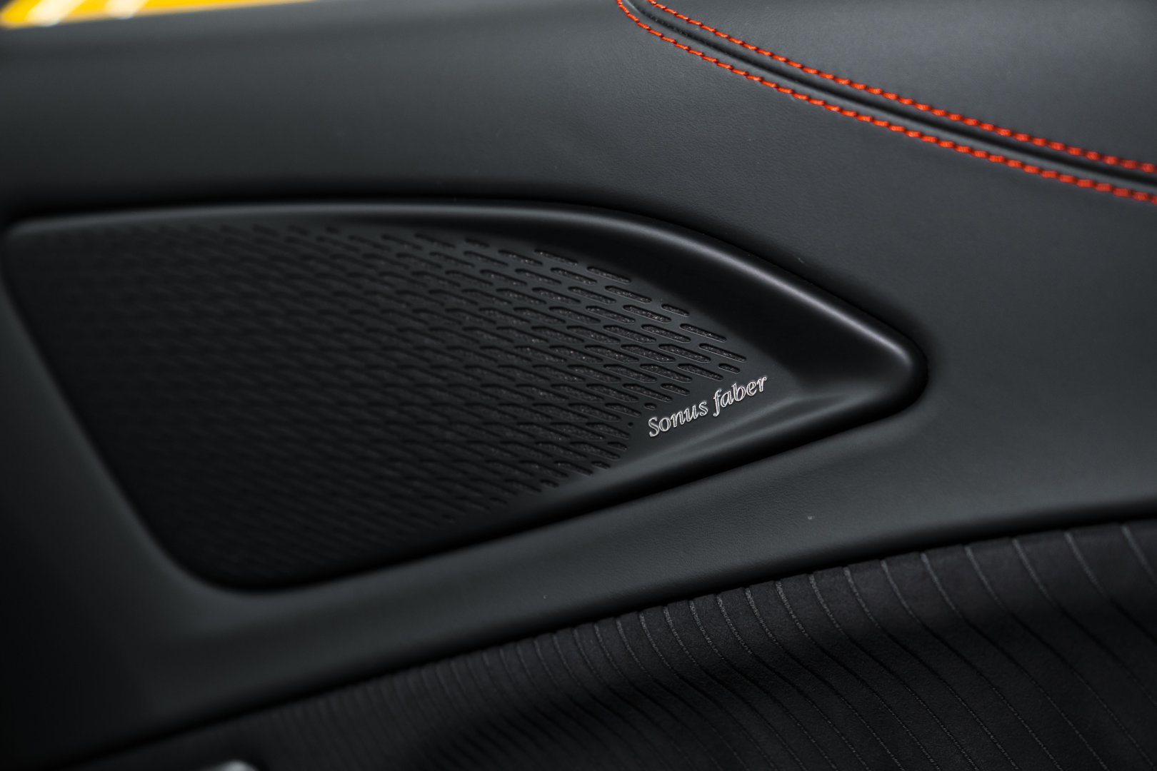 Maserati MC20