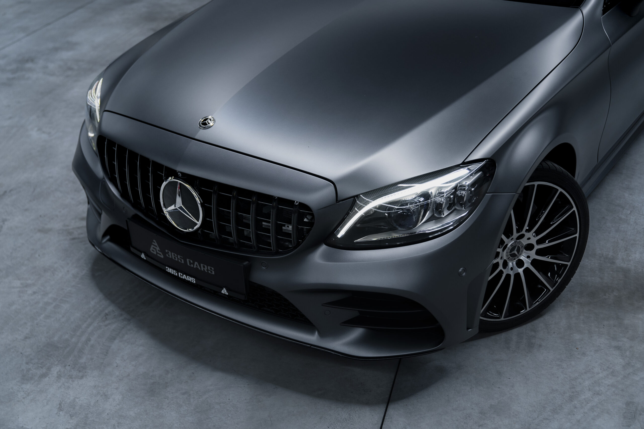 MERCEDES-BENZ C 200 COUPE AMG