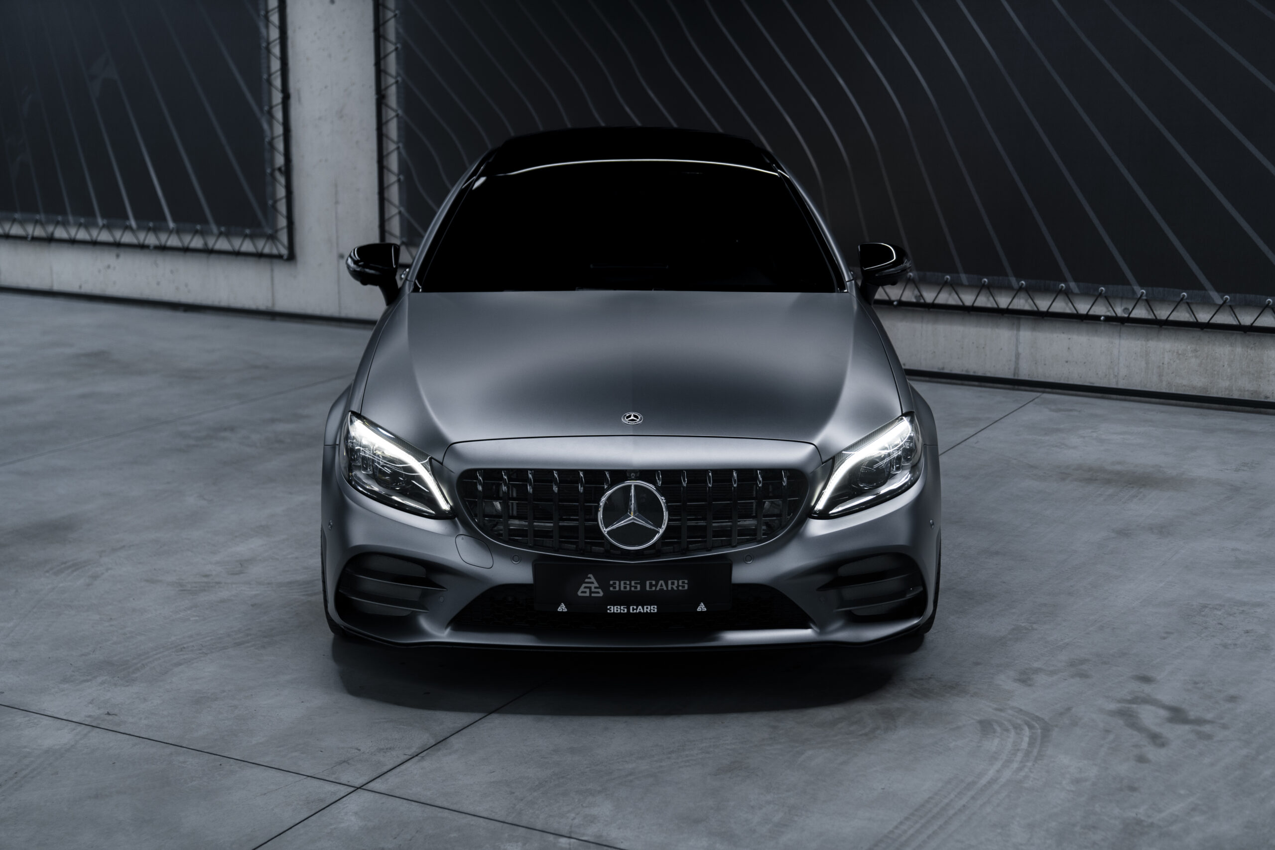 MERCEDES-BENZ C 200 COUPE AMG