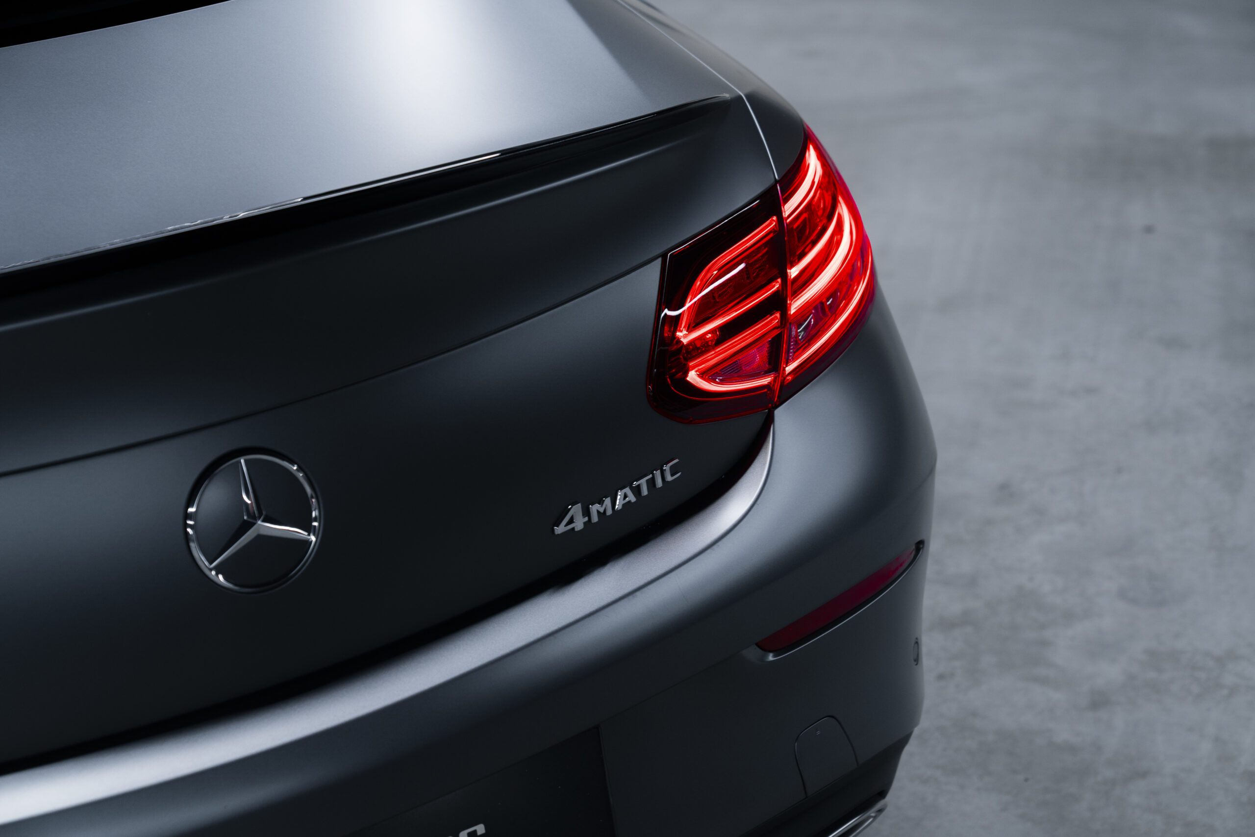MERCEDES-BENZ C 200 COUPE AMG