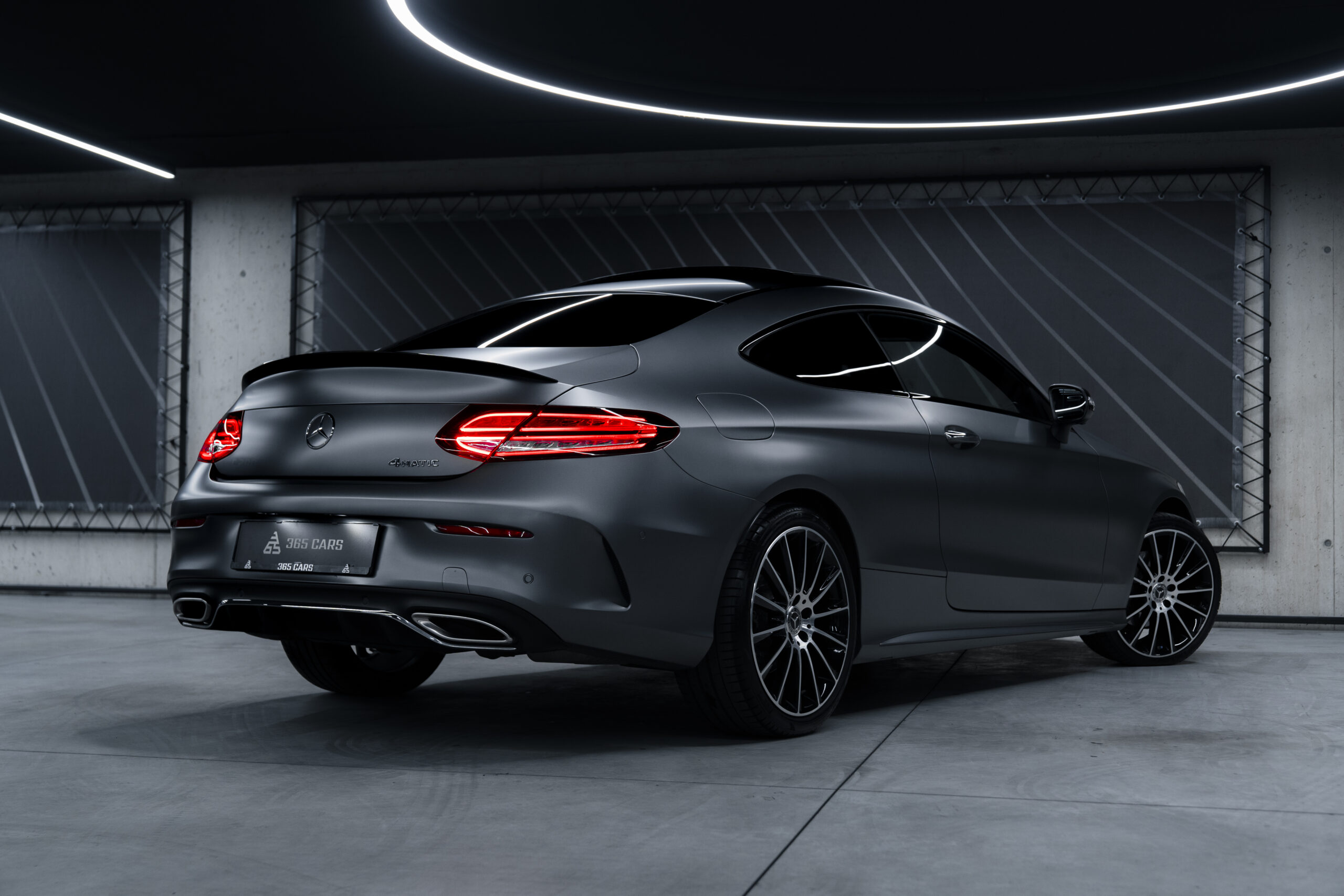 MERCEDES-BENZ C 200 COUPE AMG