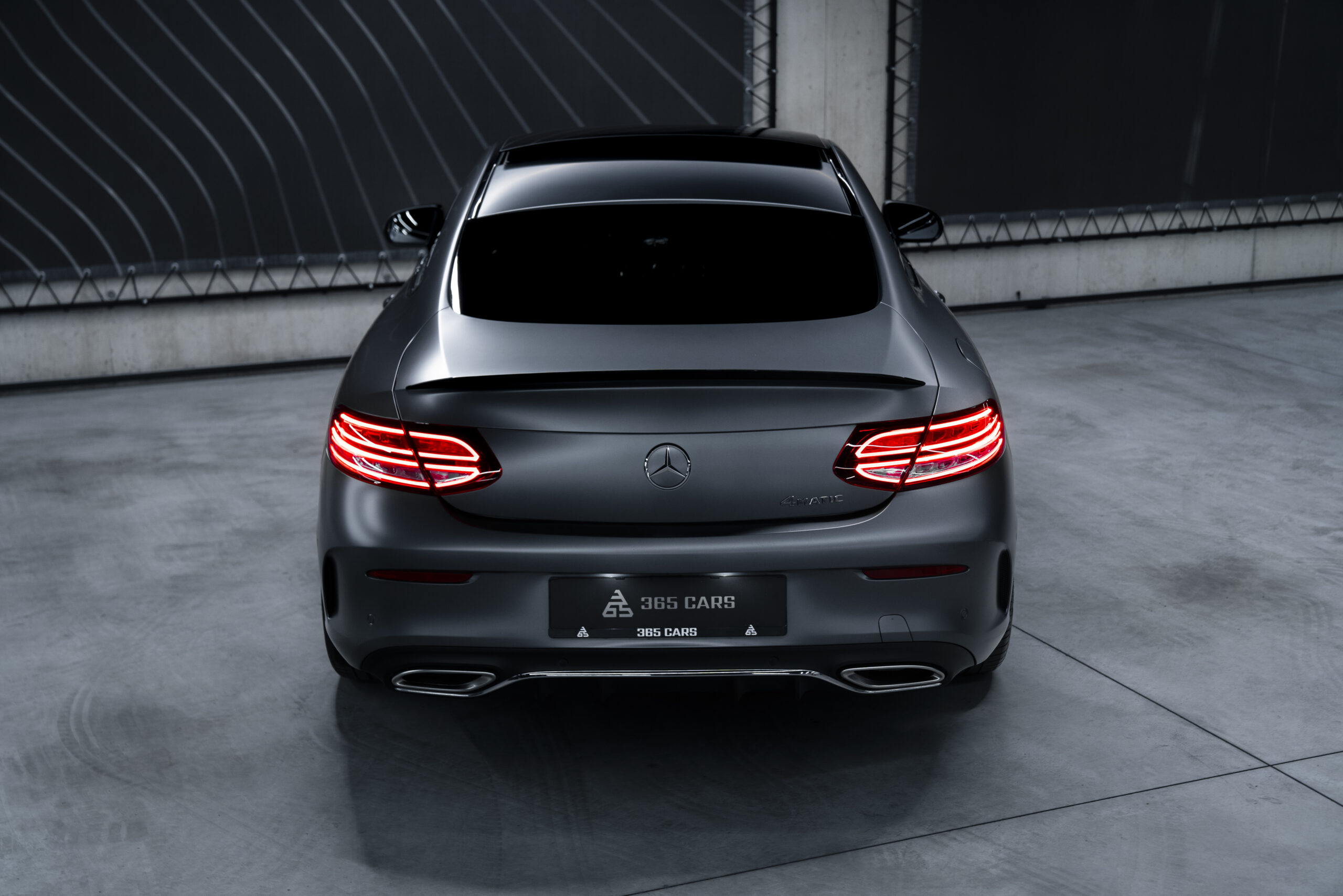 MERCEDES-BENZ C 200 COUPE AMG